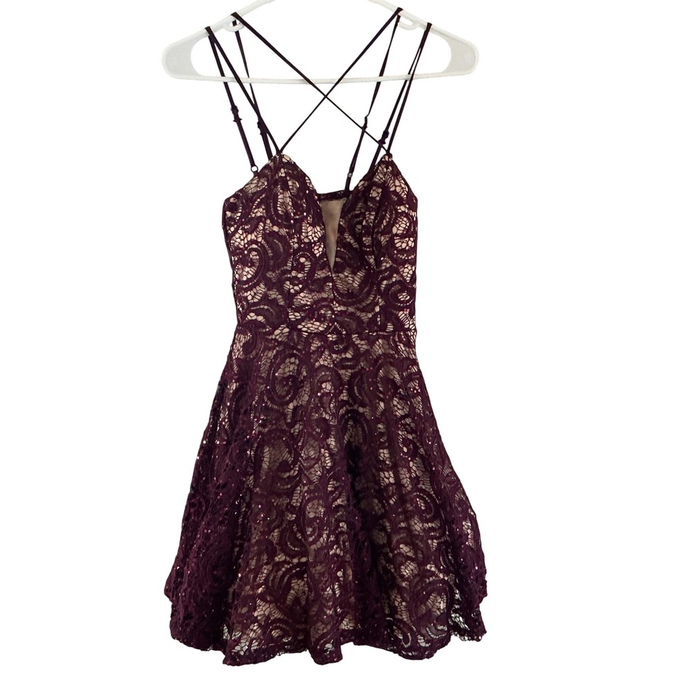 Windsor Size 1/2 Burgundy‎ Sequined Shimmery Corset Mini Dress Skater Prom Glam